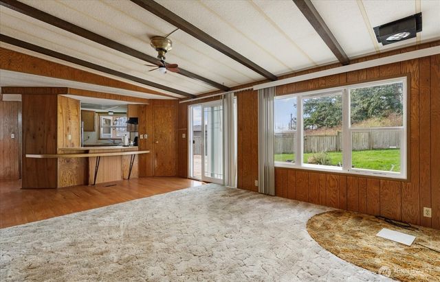 801 Walker Avenue, Oak Harbor, WA 98277