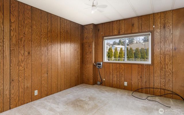 801 Walker Avenue, Oak Harbor, WA 98277