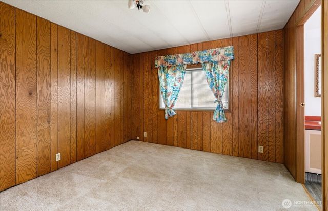 801 Walker Avenue, Oak Harbor, WA 98277