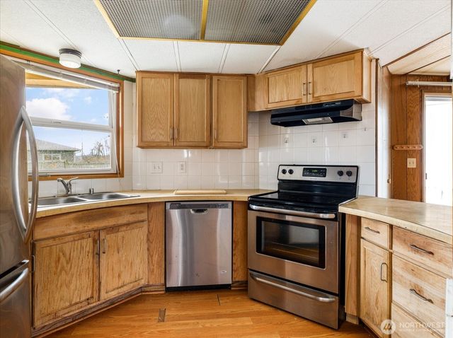 801 Walker Avenue, Oak Harbor, WA 98277