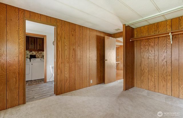 801 Walker Avenue, Oak Harbor, WA 98277