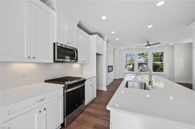 639 22nd ST A, Virginia Beach, VA 23451