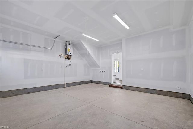 639 22nd ST A, Virginia Beach, VA 23451