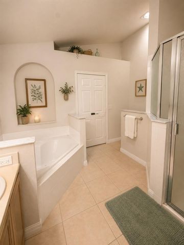 2555 ONEIDA LOOP, Kissimmee, FL 34747
