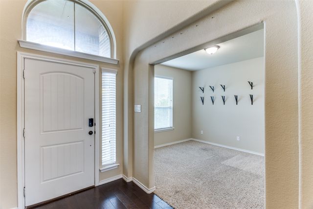 1826 Creekwood Drive, Cleburne, TX 76033