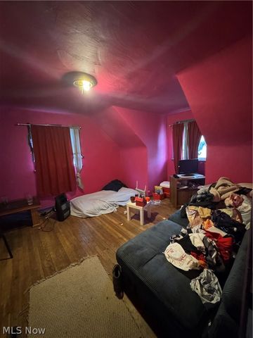 452 W Earle Avenue, Youngstown, OH 44511