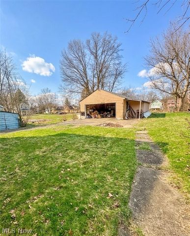 452 W Earle Avenue, Youngstown, OH 44511