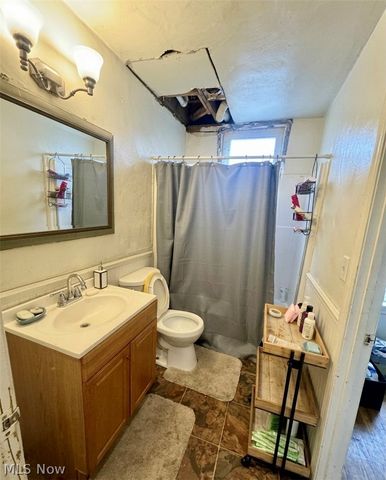 452 W Earle Avenue, Youngstown, OH 44511