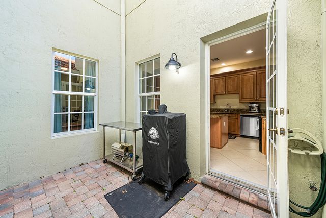 704 NW 83rd Place, Boca Raton, FL 33487
