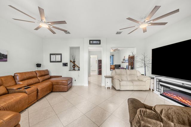 704 NW 83rd Place, Boca Raton, FL 33487