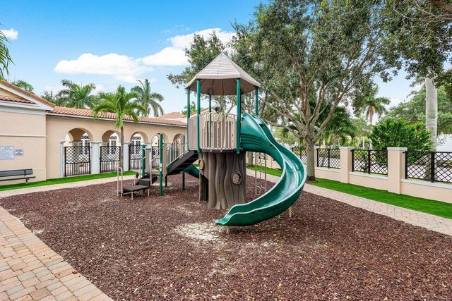 704 NW 83rd Place, Boca Raton, FL 33487