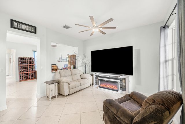 704 NW 83rd Place, Boca Raton, FL 33487