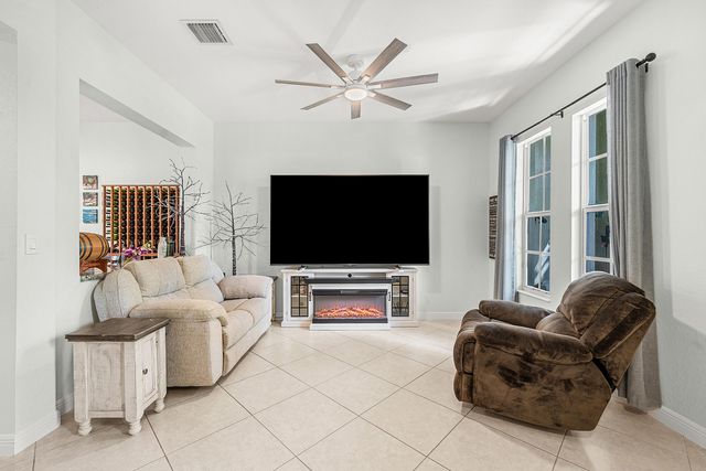 704 NW 83rd Place, Boca Raton, FL 33487