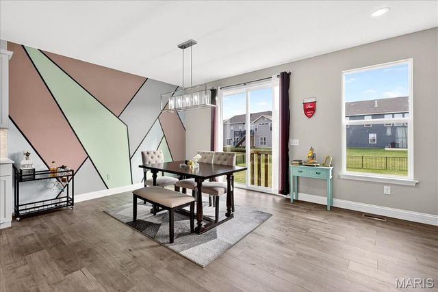 616 Walnut Woods Street, St Charles, MO 63301