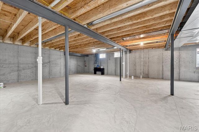 616 Walnut Woods Street, St Charles, MO 63301