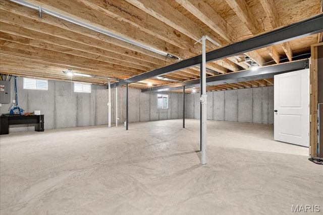 616 Walnut Woods Street, St Charles, MO 63301