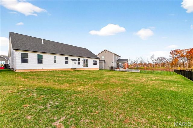 616 Walnut Woods Street, St Charles, MO 63301