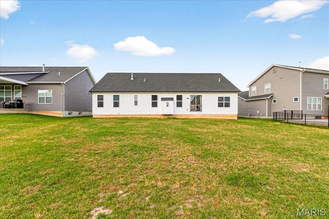 616 Walnut Woods Street, St Charles, MO 63301