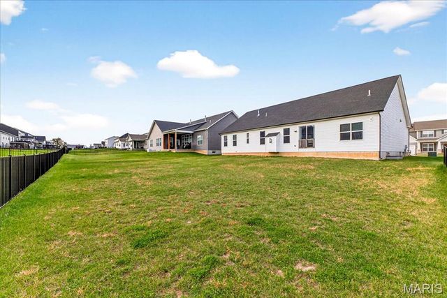 616 Walnut Woods Street, St Charles, MO 63301