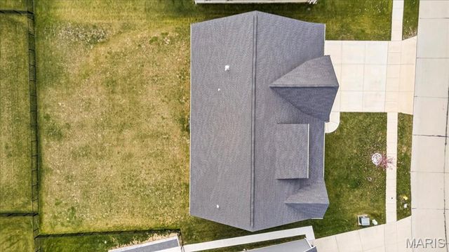 616 Walnut Woods Street, St Charles, MO 63301