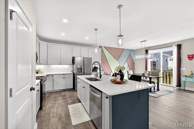 616 Walnut Woods Street, St Charles, MO 63301