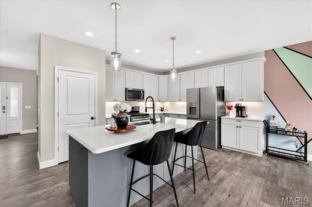 616 Walnut Woods Street, St Charles, MO 63301