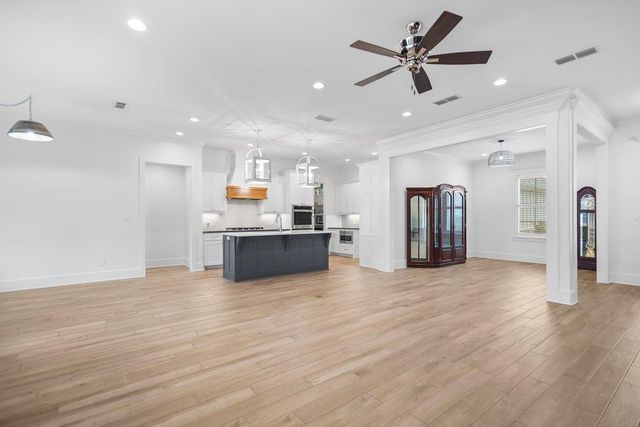 113 Saddle Brook Cir, Hallsville, TX 75650