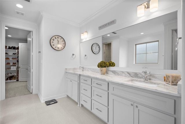 113 Saddle Brook Cir, Hallsville, TX 75650