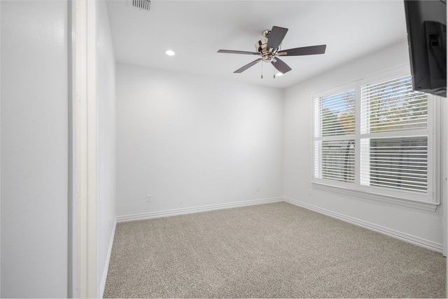 113 Saddle Brook Cir, Hallsville, TX 75650