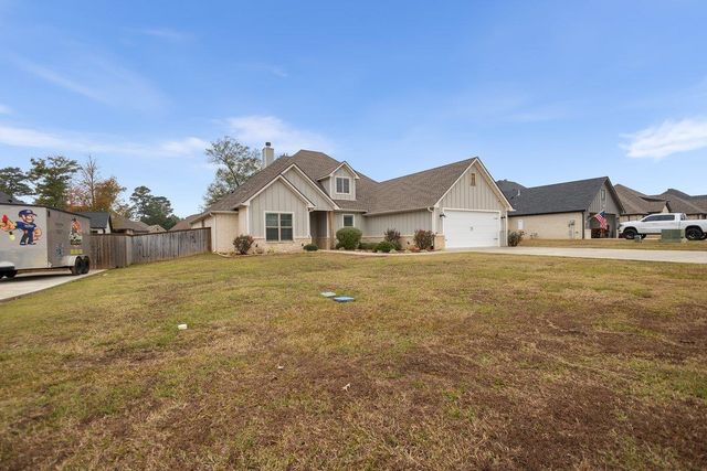 113 Saddle Brook Cir, Hallsville, TX 75650