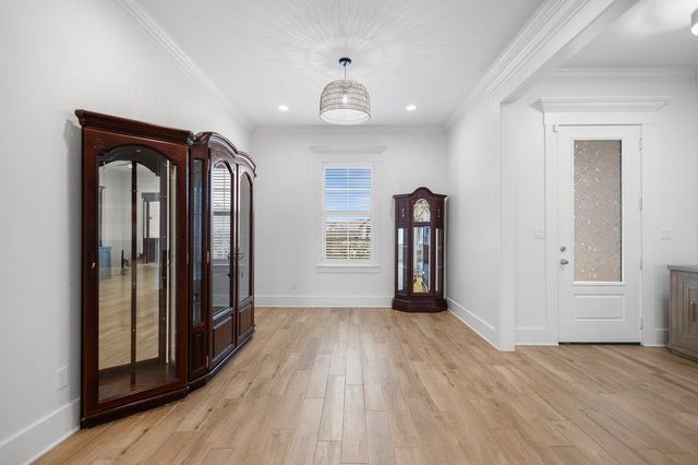 113 Saddle Brook Cir, Hallsville, TX 75650