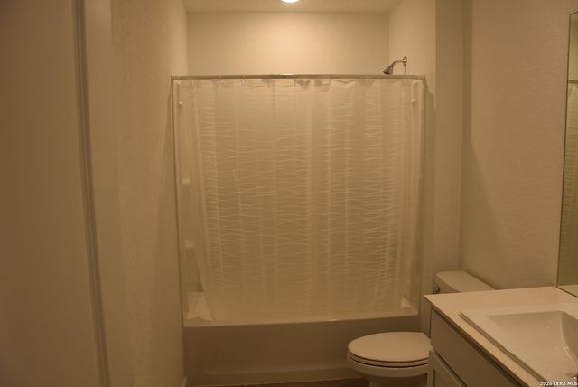 1815 Musk Rose, St Hedwig, TX 78015