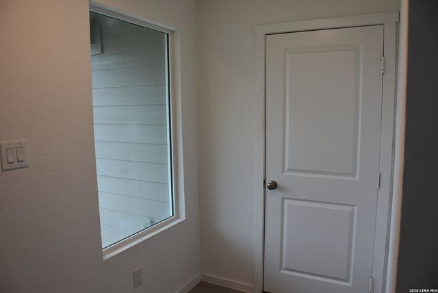 1815 Musk Rose, St Hedwig, TX 78015