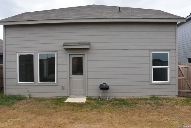 1815 Musk Rose, St Hedwig, TX 78015