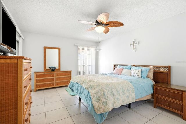 2062 SUNSET POINT ROAD 64, Clearwater, FL 33765