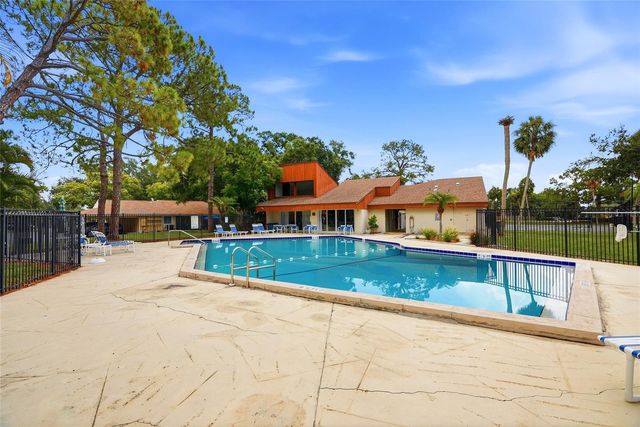 2062 SUNSET POINT ROAD 64, Clearwater, FL 33765