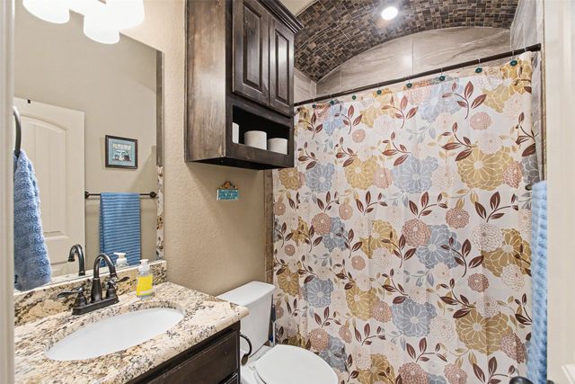 3907 Del Rio Court, Granbury, TX 76049