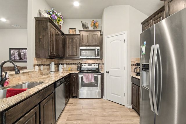 3907 Del Rio Court, Granbury, TX 76049