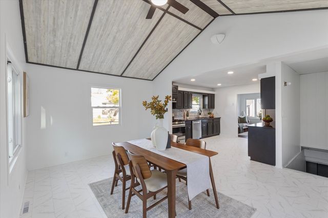 308 ARNOLD Avenue, Council Bluffs, IA 51503