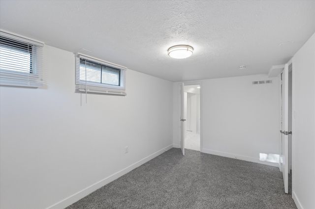 308 ARNOLD Avenue, Council Bluffs, IA 51503