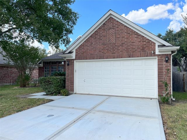 4823 Lochman Lane, Pearland, TX 77584
