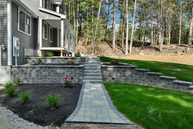 63 Mount Delight Road, Deerfield, NH 03037