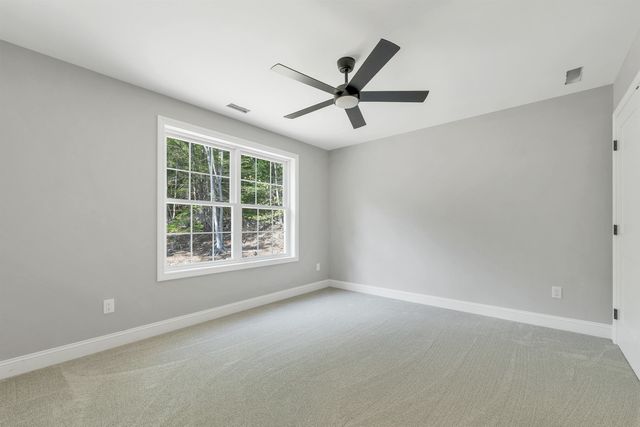 63 Mount Delight Road, Deerfield, NH 03037