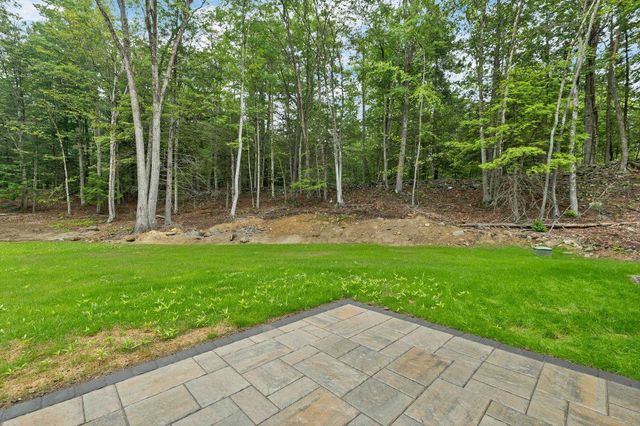 63 Mount Delight Road, Deerfield, NH 03037
