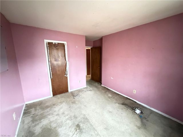 859 Cheyenne DR, Newport News, VA 23608