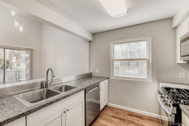 919 S Granby Way, Aurora, CO 80012