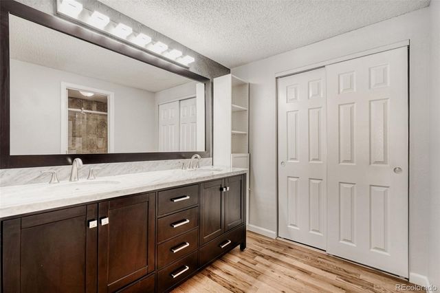 919 S Granby Way, Aurora, CO 80012