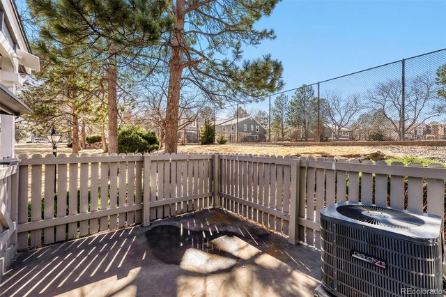 919 S Granby Way, Aurora, CO 80012