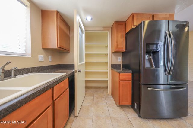 1641 S San Carla, Green Valley, AZ 85614