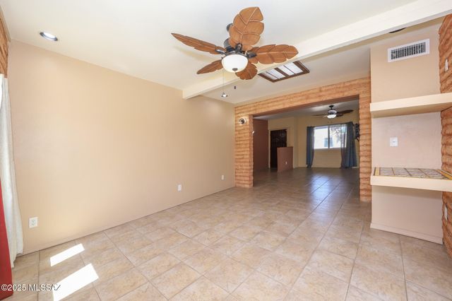 1641 S San Carla, Green Valley, AZ 85614
